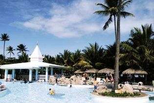 Hotel Riu Bachata Pool 3